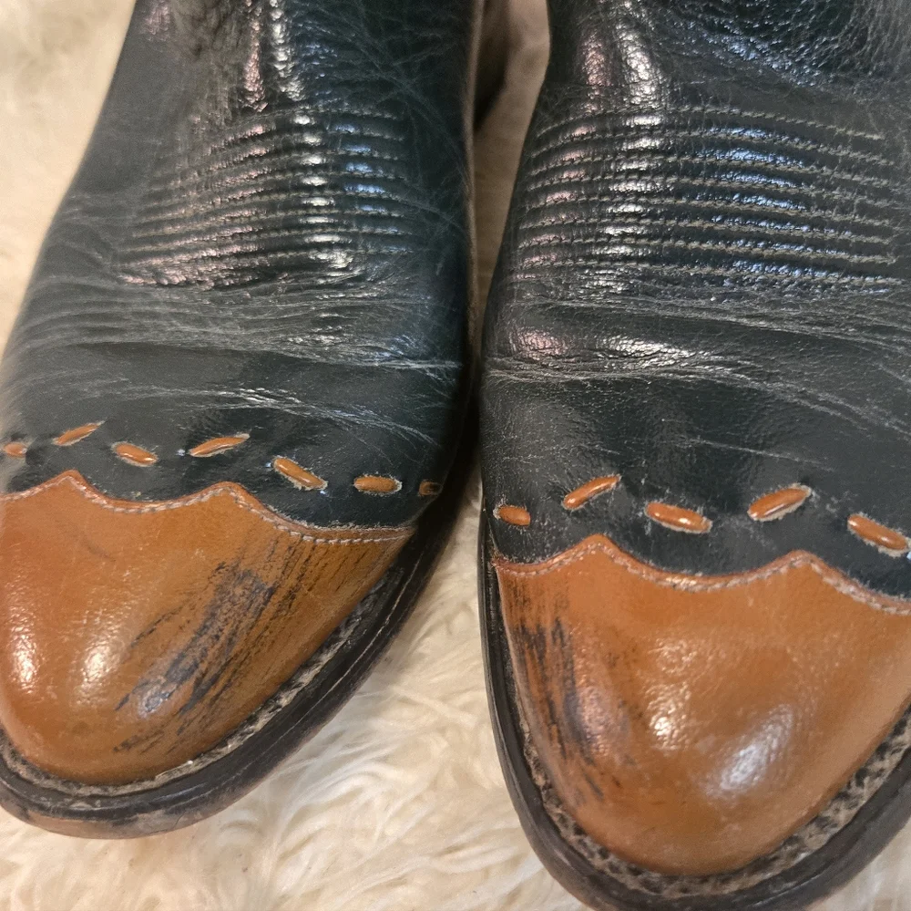 VINTAGE COWBOY BOOTS - Picture 15 of 16